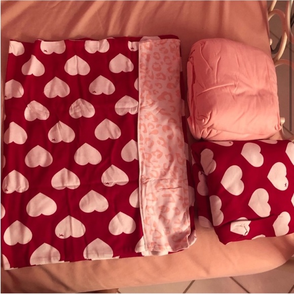VINTAGE VICTORIAS SECRET PINK TWIN SHEET SET - Picture 1 of 16